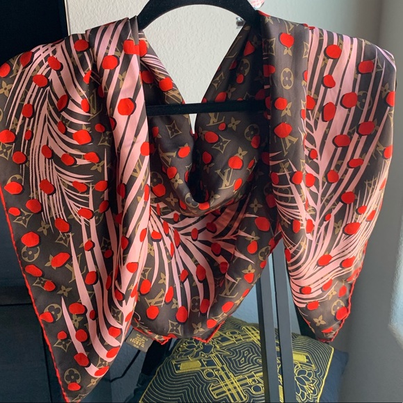Louis Vuitton Accessories - Louis Vuitton Silk Jungle Scarf from Spring 2016